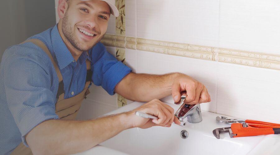 Handle or spout repair in Ringgold, LA
